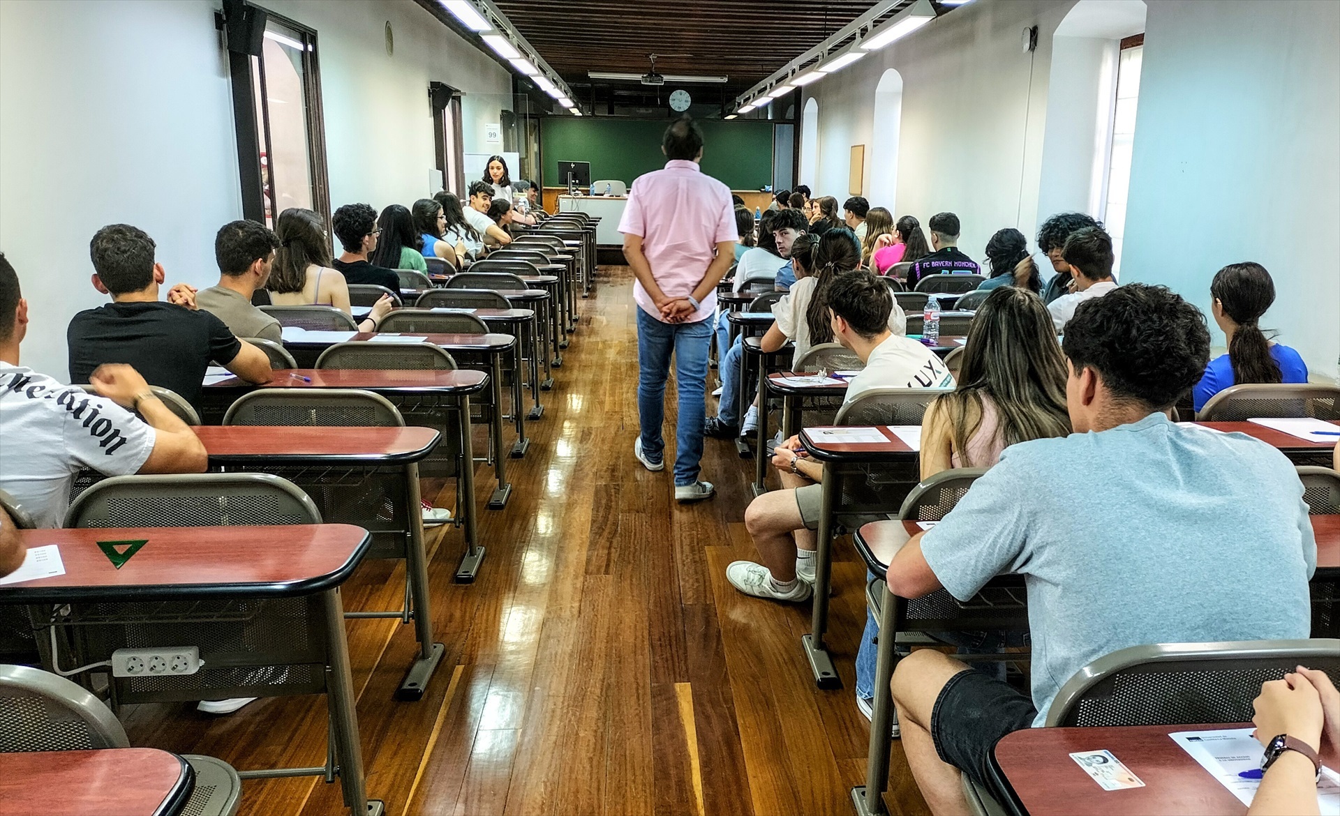 La Uclm Llama A La Tranquilidad A Los Estudiantes Que Realizaron El