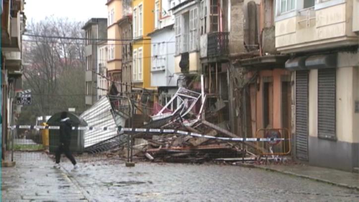 Derrumbe de edificio en Ferrol (Galicia)