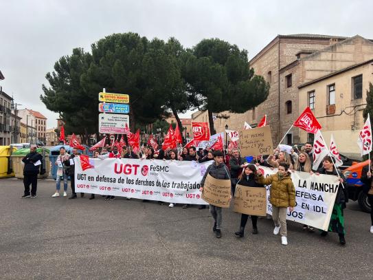 Manifestación en protesta por el anuncio de cierre del Centro de ID Logistic (Campofrío)