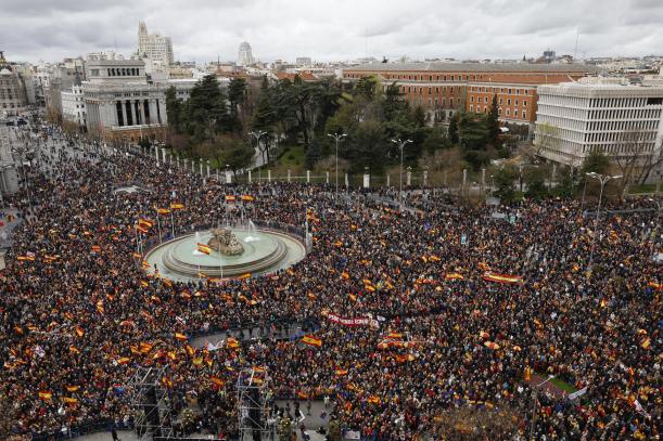 MADRID, 09/03/2024.- Foros y asociaciones cívicas han convocado este sábado una manifestación en Madrid contra "el deterioro político, institucional y social" de España con el Gobierno del PSOE y a la que se han sumado el PP y Vox. EFE/ Chema Moya