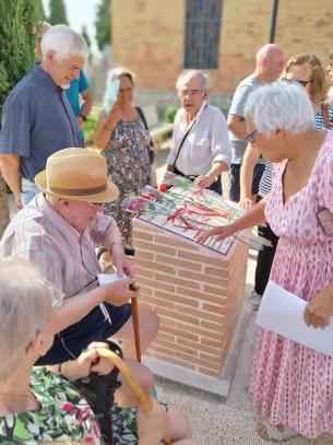 La ARMHEX desarrolló durante el año 2022 el proyecto 'Exhumación, estudio y posible identificación de los restos óseos hallados en el Cementerio Municipal del municipio de Burgohondo (Ávila)'.