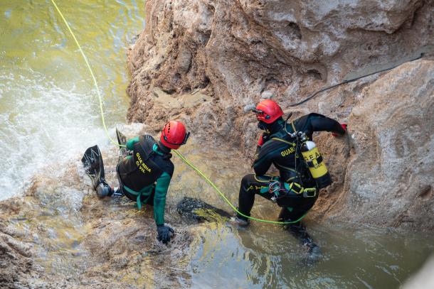 Efectivos de la Guardia Civil realizando labores de búsqueda de desaparecidos en Letur (Albacete).
Fecha: 31/10/2024.