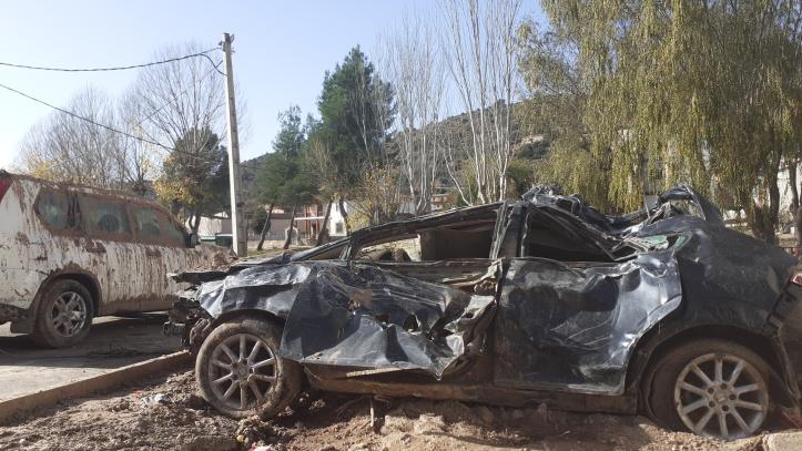 Coches convertidos en escombros en Mira (Cuenca), 29 de noviembre de 2024