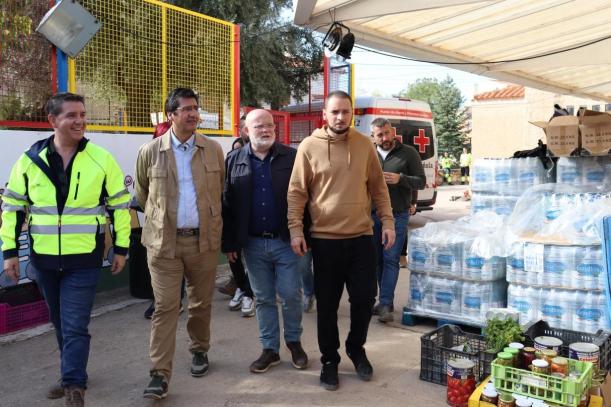 (Foto de ARCHIVO)
El vicepresidente segundo, José Manuel Caballero, en Letur

REMITIDA / HANDOUT por JCCM
Fotografía remitida a medios de comunicación exclusivamente para ilustrar la noticia a la que hace referencia la imagen, y citando la procedencia de la imagen en la firma
19/12/2024