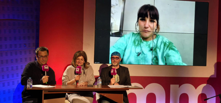 La cantante albaceteña María Rozalén ha participado en la presentación de La Radio de los Festivales, en la que ha contado algunos de los detalles de esta edición especial del Leturalma.