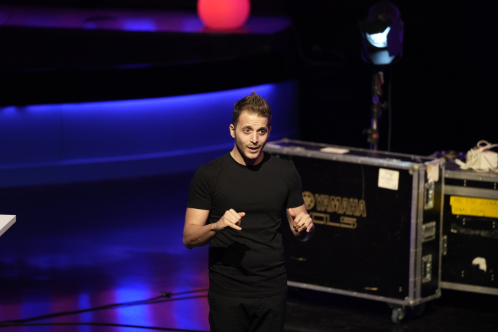 Firma CMM Tercer sector Rubén Beteta lenguaje de signos