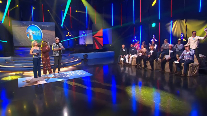 Julia Rubio, Agustín Durán y Amparo Aguilar desvelan las 6 ovejas finalistas de 'Bonica del Tó'