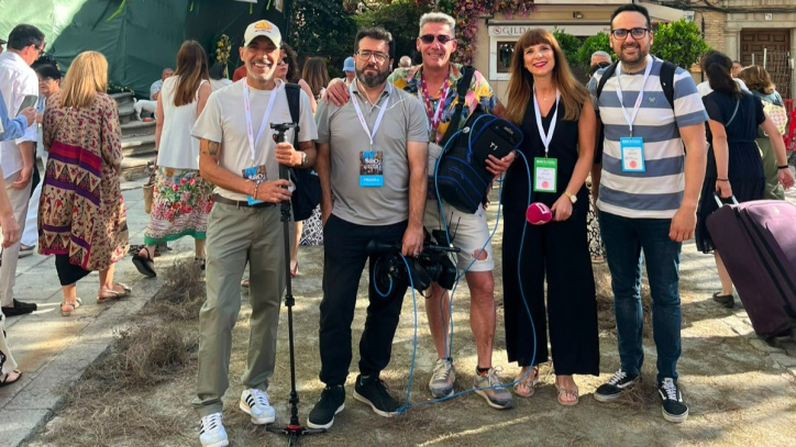 Equipo de CMM durante la cobertura del Corpus de Toledo