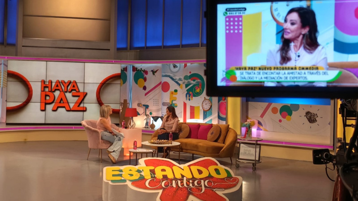 La presentadora Sonia González en una entrevista en el 'Estando Contigo'