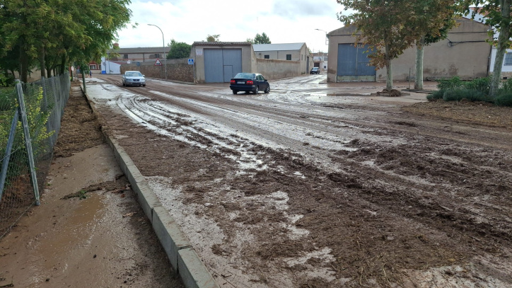 Una de las vías afectadas por las tormentas en Santa María del Campo Rus (Cuenca)
