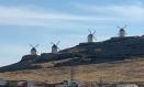 Los Molinos de Consuegra tras el incendio que se declaraba el viernes por la noche