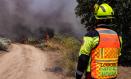 Incendio forestal en la finca Zurraquin dentro del término municipal de Toledo capital. Tres medios aéreos y dos terrestres y nueve personas participan en estos momentos en la extinción de este incendio que se ha declarado pasada la una de la tarde cerca 