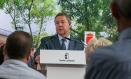 El presidente de Castilla-La Mancha en un acto en Madrigueras