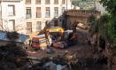 (Foto de ARCHIVO)
Vecinos y servicios de emergencia en la zona de las Ramblas de Letur, a 5 de noviembre de 2024, en Letur, Albacete, Castilla-La Mancha (España). El Servicio de Atención y Coordinación de Urgencias y Emergencias 112 de Castilla-La Mancha ha confirmado el hallazgo de restos humanos en la zona de Las Ramblas de Letur, donde se buscan a cinco personas tras la riada que devastó parte del municipio albaceteño hace una semana.

Víctor Fernández / Europa Press
05/11/2024