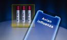 (Foto de ARCHIVO)
February 17, 2023, Asuncion, Paraguay: A view of the words ''avian influenza'' is displayed on a smartphone in front of visual representation of test tubes labeled ''bird flu.'' ''Avian influenza or bird flu refers to the disease caused by infection with avian (bird) influenza (flu) type A viruses. These viruses naturally spread among wild aquatic birds worldwide and can infect domestic poultry and other bird and animal species. Bird flu viruses do not normally infect humans. However, sporadic human infections with bird flu viruses have occurred,'' according to the U.S. Centers for Disease Control and Prevention

Europa Press/Contacto/Andre M. Chang
17/2/2023