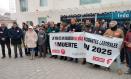 UGT y CCOO Albacete se concentran por el ultimo accidente laboral mortal sucedido esta semana en Balazote.

REMITIDA / HANDOUT por SINDICATOS
Fotografía remitida a medios de comunicación exclusivamente para ilustrar la noticia a la que hace referencia la imagen, y citando la procedencia de la imagen en la firma
17/1/2025