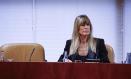 MADRID, 24/09/2025.- Fotografía de archivo fechada el 13 de noviembre de 2024, de Begoña Gómez, esposa del presidente del gobierno Pedro Sánchez, ante la comisión de investigación sobre su cátedra en la Asamblea de Madrid. El juez Juan Carlos Peinado ha propuesto este miércoles que Gómez sea juzgada ante un jurado popular por un presunto delito de malversación en el nombramiento de su asesora en Moncloa, Cristina Álvarez, y la ha citado el próximo sábado por la tarde para concretar su imputación. EFE/Javier Lizón