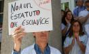 (Foto de ARCHIVO)
Médicos y facultativos durante una concentración frente al Hospital La Princesa, a 21 de mayo de 2026, en Madrid (España). Médicos y facultativos de la Comunidad de Madrid iniciaron el lunes, 18 de mayo, la cuarta semana de huelga indefinida para reclamar un Estatuto Marco propio con críticas tanto a la ministra de Sanidad por falta de diálogo, como al Gobierno regional del que han censurado que haya "cerrado los puentes" de diálogo.

Marta Fernández / Europa Press
21/5/2026