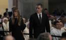 BARCELONA, 10/06/2026.- El presidente del Gobierno de España, Pedro Sánchez, y su esposa Begoña Gómez asisten a la misa oficiada por el Papa León XIV en la Sagrada Familia, dentro de su visita oficial a España, este miércoles en Barcelona. EFE/Alejandro García