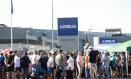 (Foto de ARCHIVO)
Trabajadores de Airbus se concentran a las puertas de la sede de Getafe, a 1 de septiembre de 2026, en Getafe, Madrid (España). La plantilla de Airbus en los centros Getafe (Madrid), San Pablo y Tablada (Sevilla) han decidido por mayoría no suspender la actual huelga indefinida tras la votación de este lunes en sus respectivas asambleas, al contrario que los empleados de Illescas (Toledo), que votaron el pasado viernes por pausar la movilización. Este martes se celebra una nueva mediación entre la compañía y los sindicatos ante el SIMA.

Jesús Hellín / Europa Press
01/9/2026