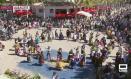 Castilla-La Mancha Media ha acompañado a la procesión de la Ofrenda de flores a la Virgen de los Llanos. Mostrando el ambiente y la carácter acogedor de los albaceteños en diferentes puntos de su recorrido y de la manos de Loli Ríos y Amparo de Aguilar. Es uno de los días más emotivos de la Feria de Albacete, donde han participado unas 30.000 personas. 