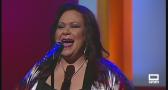Edith Salazar canta "Orgullosa" en En Compañía