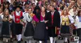 Navalcán honra a sus tradiciones con las jornadas del traje y el bordado