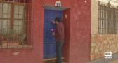 Entramos en la singular casa bogarreña del artista Quijano