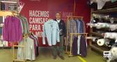 Sus camisas, confeccionadas a medida, se visten en 25 países