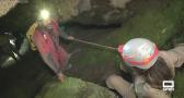 Les demostramos cómo las ganas de hacer espeleología ganan
