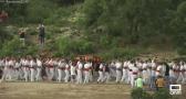 El Cristo del Sahúco vuelve "a la carrera" a Peñas de San Pedro