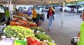 Gran variedad de puestos en el mercadillo de Talavera de la Reina