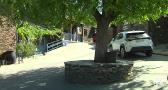 Los 'pueblos negros' de Guadalajara se salvan del incendio y esperan a los turistas