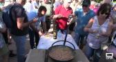Degustamos las gachasmigas en la feria de Almansa
