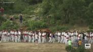 El Cristo del Sahúco vuelve "a la carrera" a Peñas de San Pedro