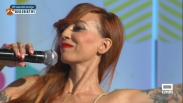 Mónica Moss canta 'Amoral'