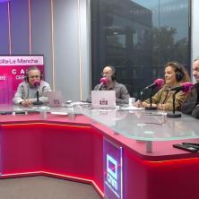 Súper Tertulia: ¿Cómo puede ser alguien invisible durante 15 años?