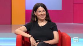 La dibujante Irene Márquez nos muestra sus viñetas de humor satírico