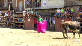 Encierros y comida popular en Hinojosa de San Vicente