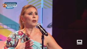 Sonia Andrade interpreta 'SOS'