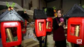 Almendral de la Cañada adorna de Navidad sus calles con material reciclado