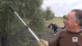 Un día de varea con la familia de Victorio