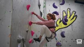 Fuerza y equipo en la escalada femenina castellanomanchega