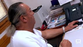 Dalmacio, el médico de Miguel Esteban que se resiste a jubilarse