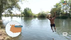 La piscina natural del río Bullaque a su paso por El Robledo