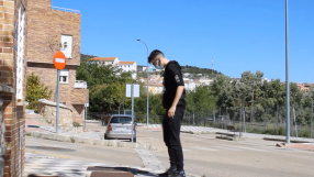 Una acertada y profunda reflexión sobre la soledad, uno de los sentimientos más presentes en nuestra vida desde la pandemia de Covid- 19. Dirección: Sergio Díaz-Cano Padilla