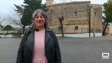 Patricia, la tendera de Las Cuatro Esquinas de Huelves (Cuenca)