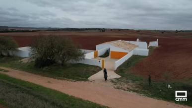 Una casa rural que se posa en mitad del paisaje de la Mancha