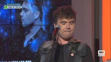Kike Ruiz canta 'El espacio entre los dos'