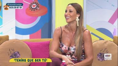 Ana de Caro presenta 'Tenías que ser tú'